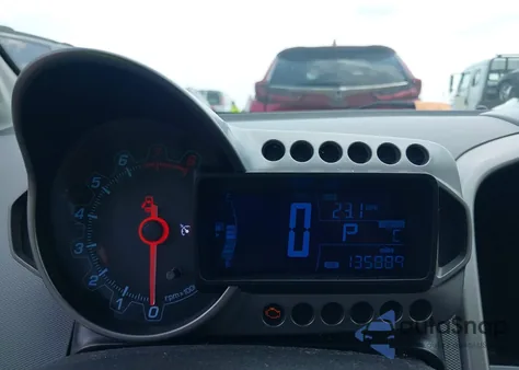 2013 Chevrolet Sonic Lt Auto z USA, uszkodzony, nr VIN 1G1JC6SH5D4175739